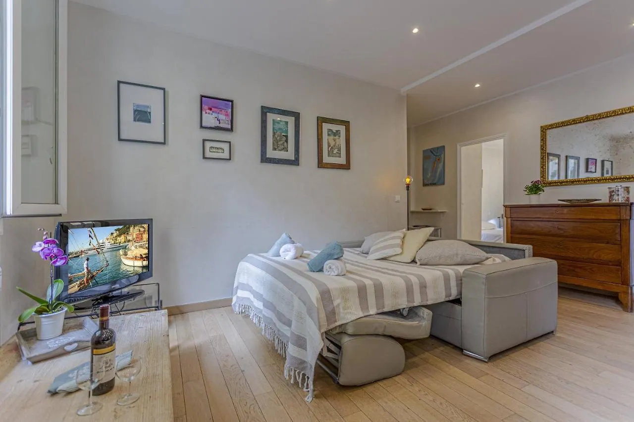 Gambetta - Charming 2 Bedroom - Near Promenade Nice