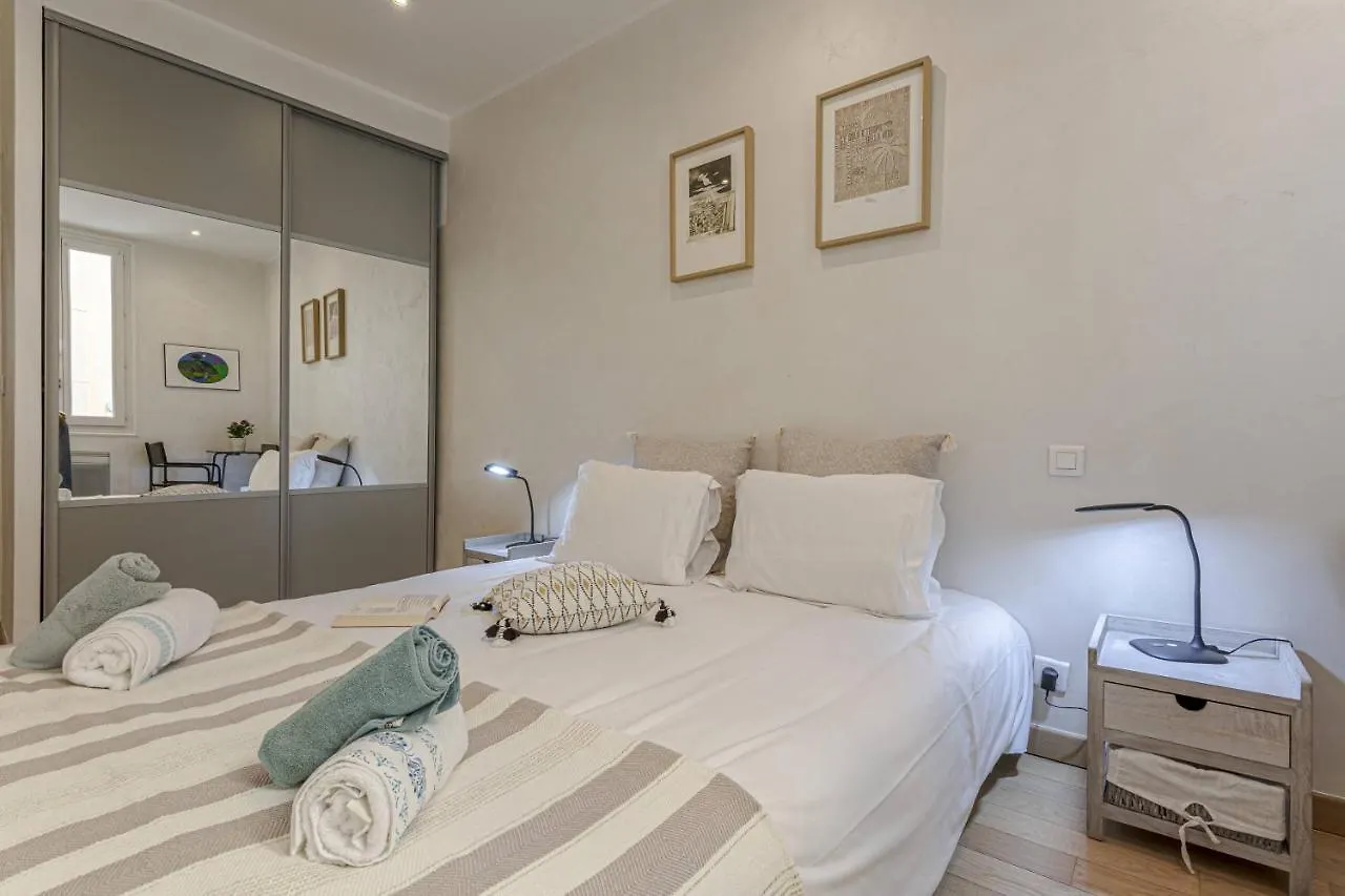 Apartment Gambetta - Charming 2 Bedroom - Near Promenade