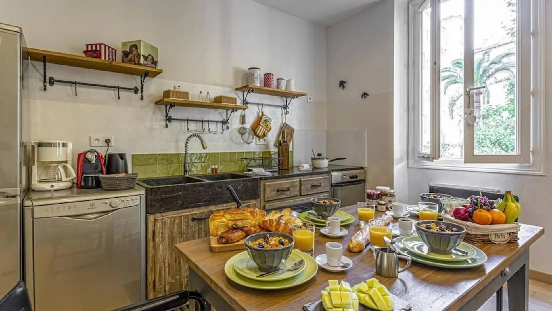 Gambetta - Charming 2 Bedroom - Near Promenade 0*, Nice France